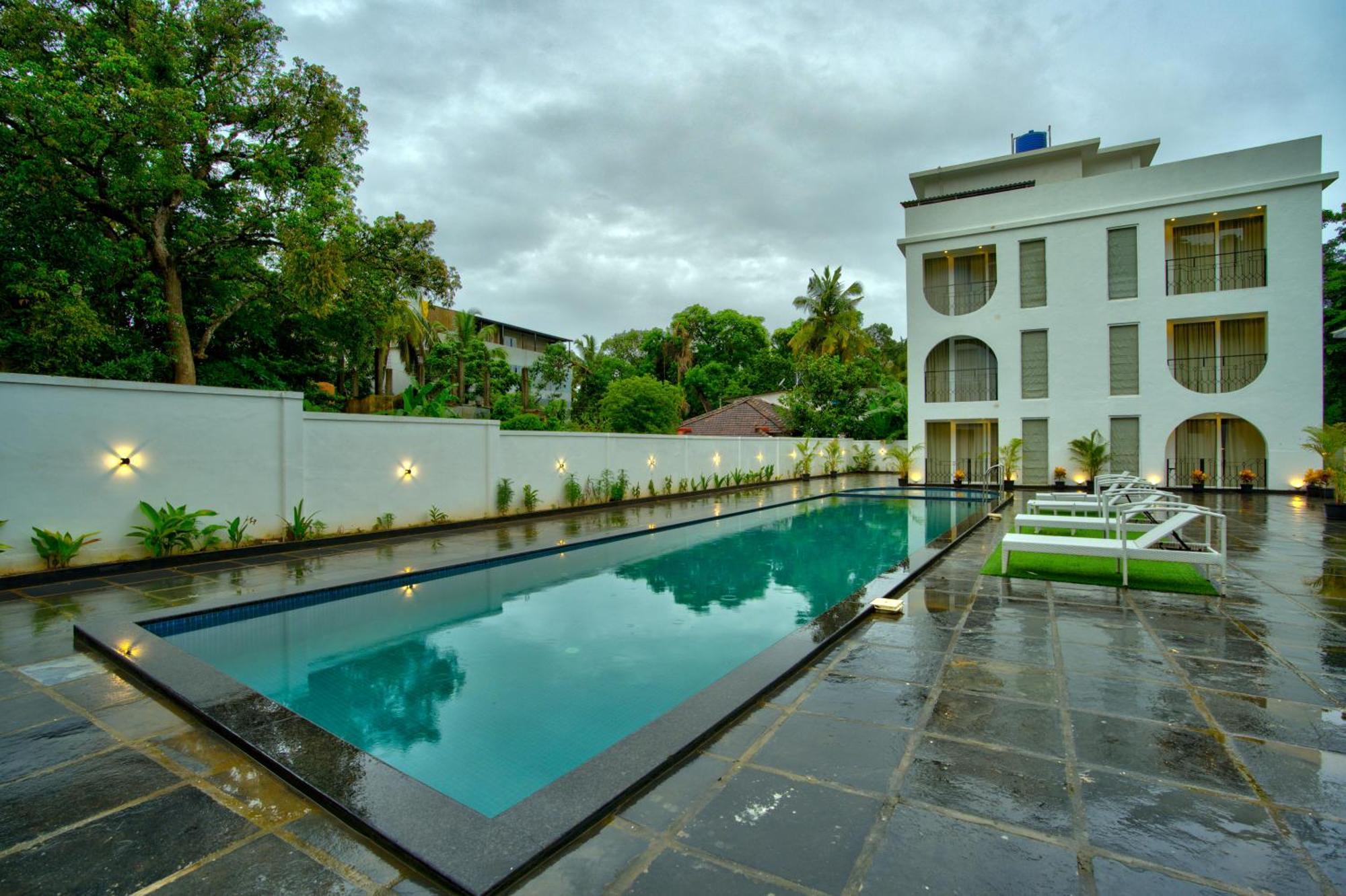 Hotel Goa Courtyard By The Porto Arpora à Baga Extérieur photo
